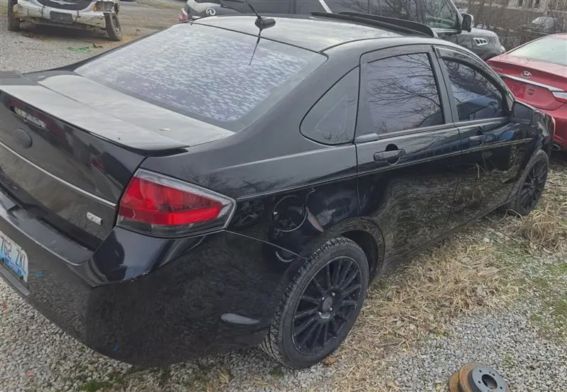 2010 Ford Focus, photo 6