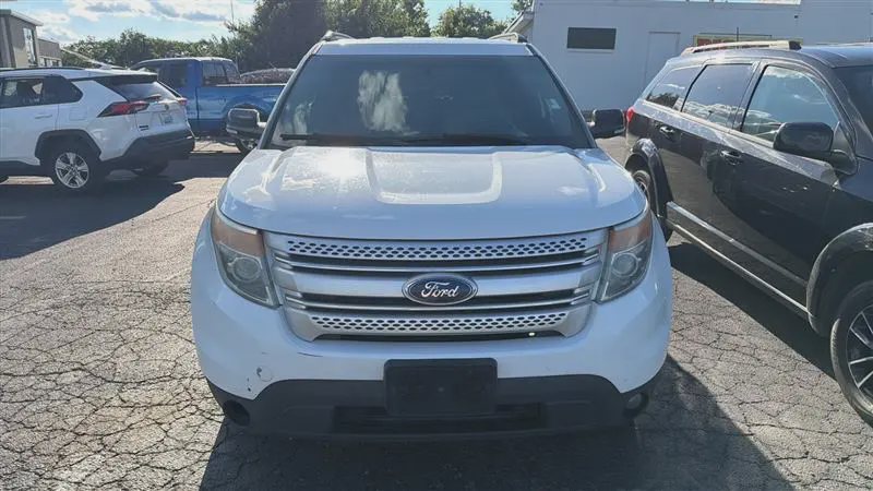 2013 Ford Explorer, photo 2