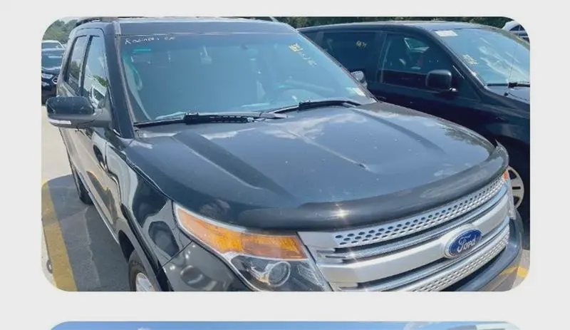 2014 Ford Explorer, photo 2