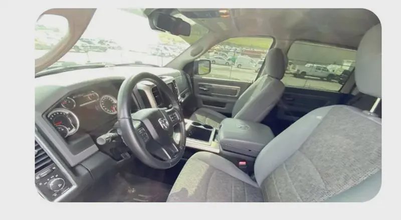 2015 RAM 1500, photo 3