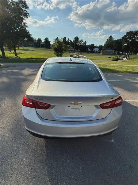 2016 Chevrolet Malibu, photo 3