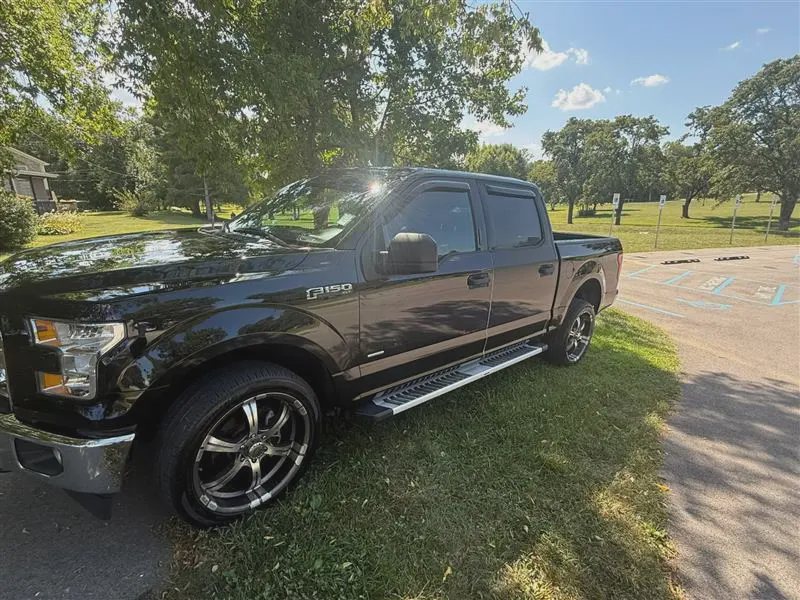 2017 Ford F-150, photo 2